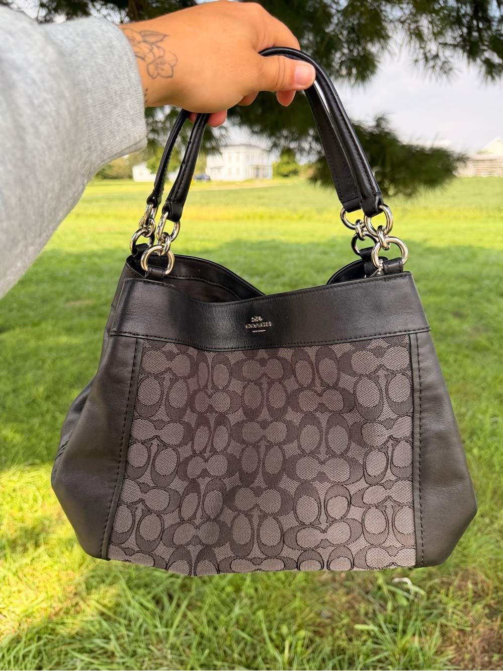 Coach Gray/Black Signature Canvas Shoulder Bag